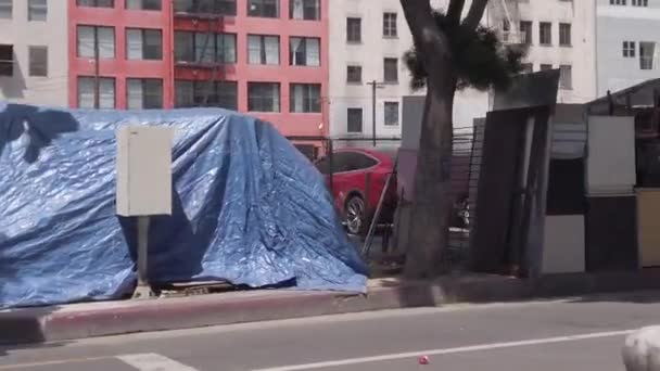 로스앤젤레스 Usa 2021 로스앤젤레스 도심의 스트리트가 무주택자 텐트로 뒤덮였다 — 비디오