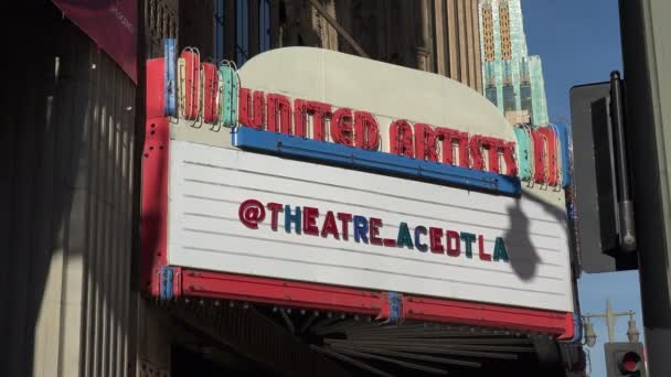 Festzelt Des Historischen United Artists Theatre Auf Dem Broadway Theatre — Stockvideo