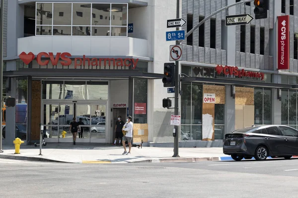 Los Angeles Usa August 2020 Windows Cvs Pharmacy Boarded Security — Stock Photo, Image