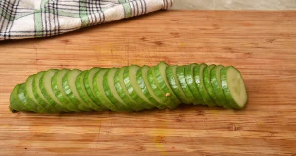 Fresh Cucumber Slices Vanishing Cutting Board Stop Motion Animation — Stock Video