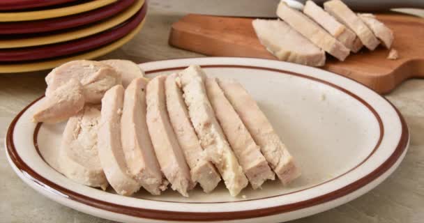 切碎的鸡胸肉从切菜板上消失 停止运动动画 — 图库视频影像