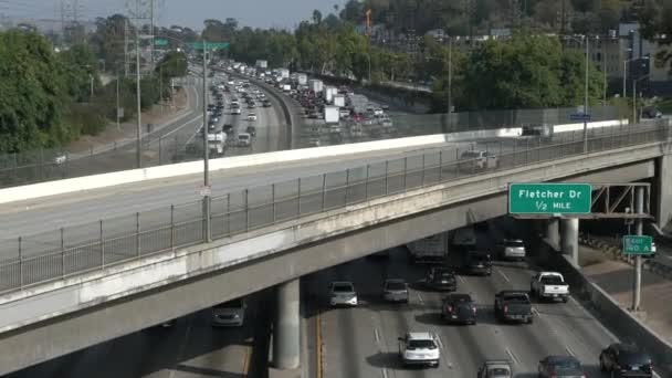Tráfego Pesado Auto Estrada Que Leva Los Angeles — Vídeo de Stock
