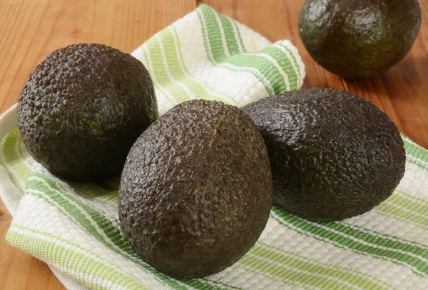 Reife Avocados — Stockfoto