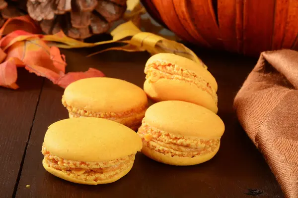 Pumpkin macaroons — Stock Photo, Image