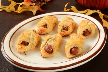 Pigs in a blanket clipart