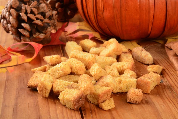 Pompoen cornbread croutons — Stockfoto