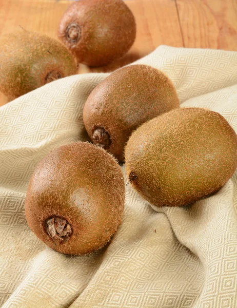 Verse kiwi 's — Stockfoto