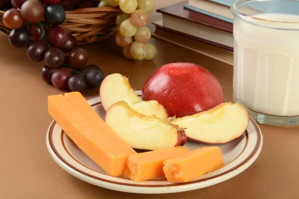 Snack saludable después de la escuela — Foto de Stock