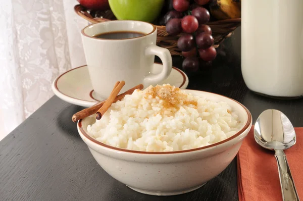 Arroz con azúcar morena y canela —  Fotos de Stock