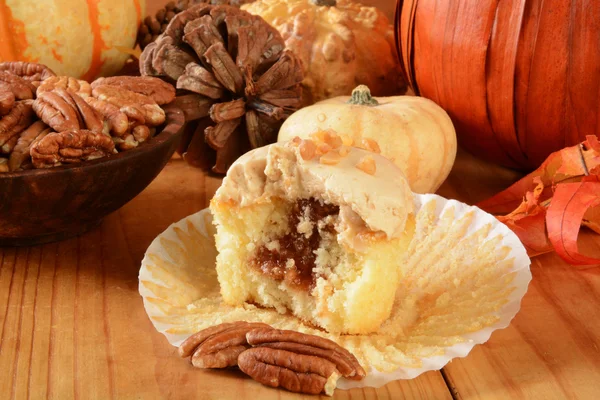 Pecan pie cupcake — Stock Photo, Image