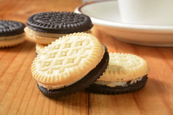 Galletas de sándwich rellenas de Crreeam — Foto de Stock