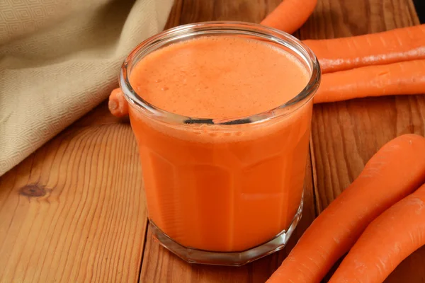 Fresh carrot juice — Stock Photo, Image