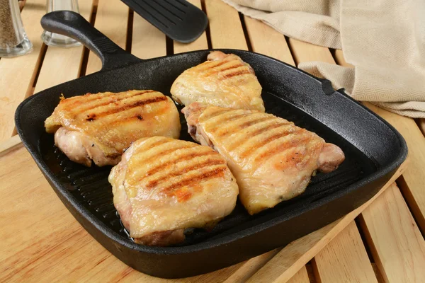 Filetes de frango grelhado — Fotografia de Stock