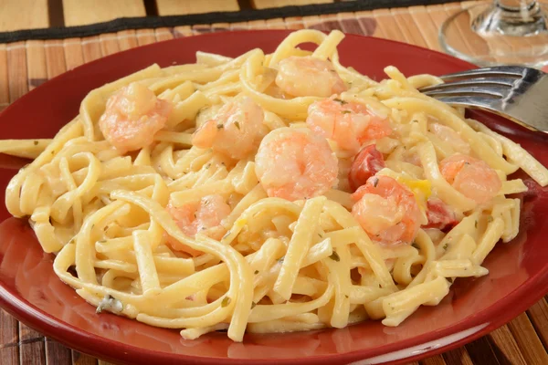 Camarão Scampi e Linguine — Fotografia de Stock