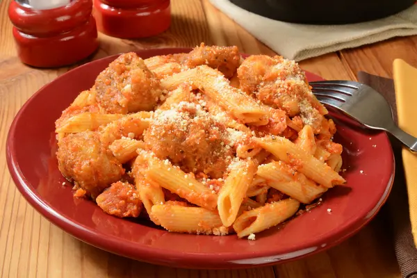 Kyckling parmigiana penne — Stockfoto