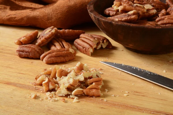 Orzechy pecan posiekane — Zdjęcie stockowe