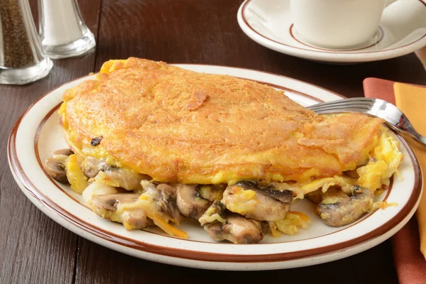 Paddenstoel kaas omelet — Stockfoto