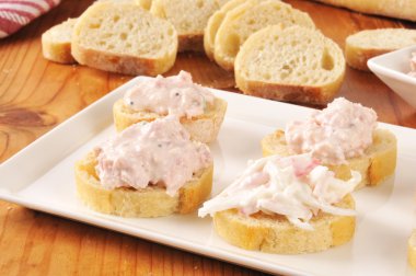 Deniz ürünleri ve jambon mezeler