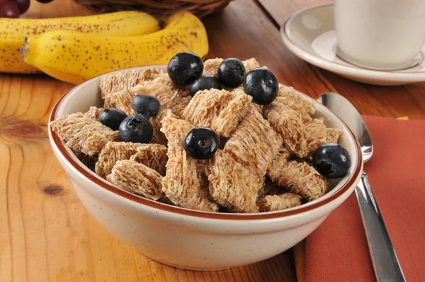 Whole wheat cereal — Stock Photo, Image