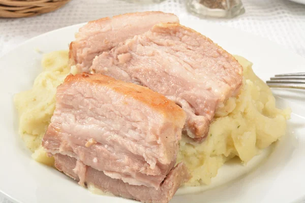 Succulent pork belly roast — Stock Photo, Image