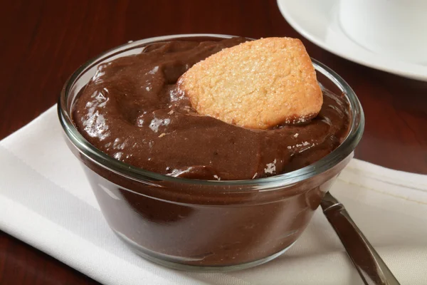 Plätzchen gefüllt mit Schokoladenpudding — Stockfoto