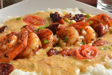 Creole tereyağı soslu sote karides