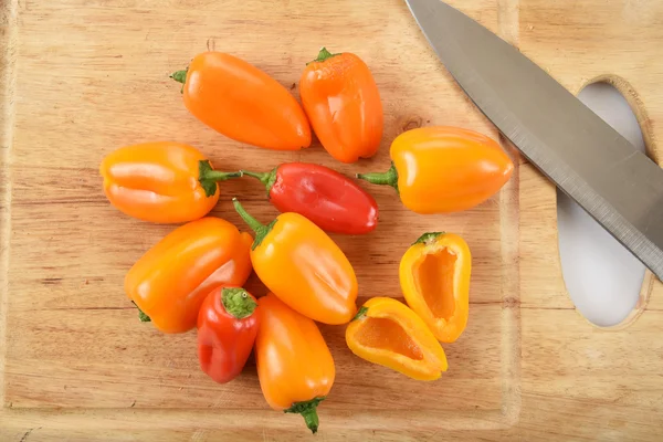 Červená a žlutá paprika — Stock fotografie