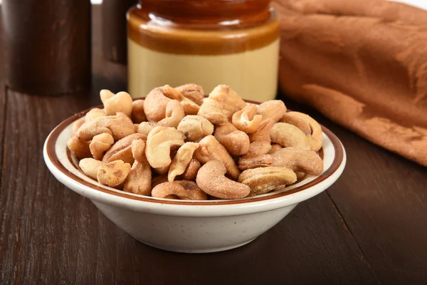 Geroosterde gezouten cashewnoten — Stockfoto