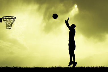 gün batımında basketbol