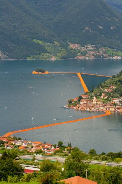 the floating piers, Christo, Iseo lake clipart