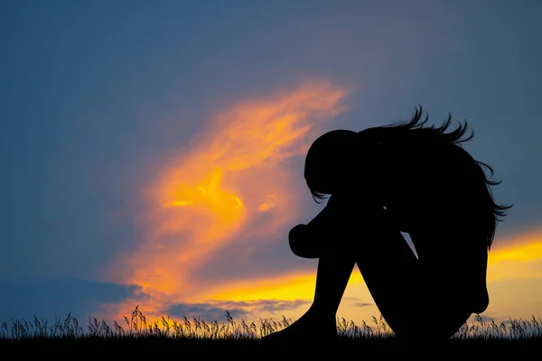 Menina Deprimida Doente Pôr Sol — Fotografia de Stock