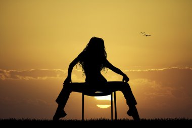 gün batımında dans kızı