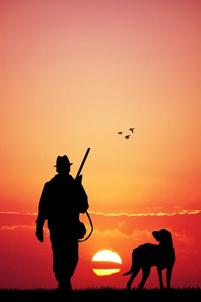 Avcı ile köpek vasıl günbatımı