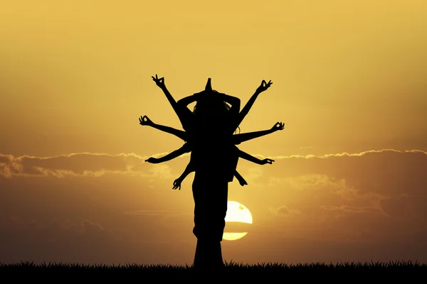 Indisk dans vid solnedgången — Stockfoto