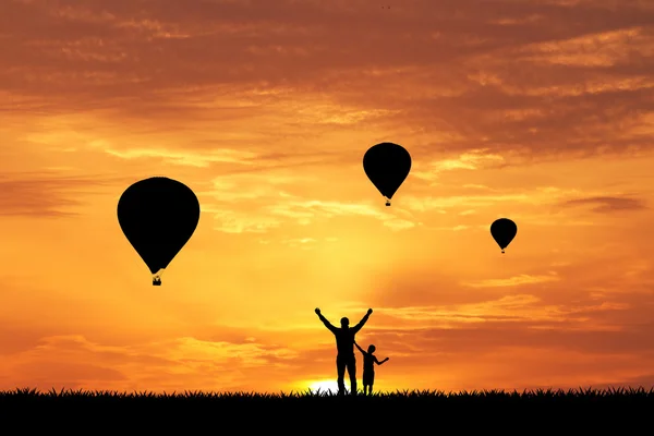 Sıcak hava balonu gün batımında — Stok fotoğraf