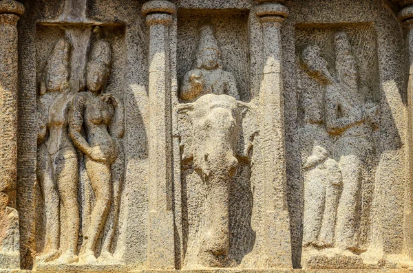 Kamenná socha na pěti rathas komplex — Stock fotografie
