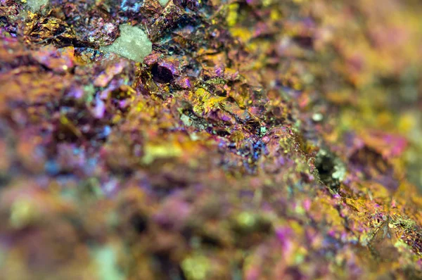 Chalcopyrite, Ele tem a fórmula química (CuFeS2 ) — Fotografia de Stock