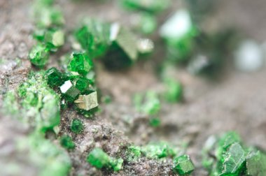 uvarovite krom-rulman Granat var. Makro.