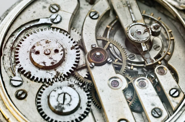 Cogwheels Inside El reloj más antiguo Macro — Foto de Stock