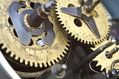 Eski saat içinde cogwheels. Makro