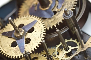 Eski saat içinde cogwheels. Makro