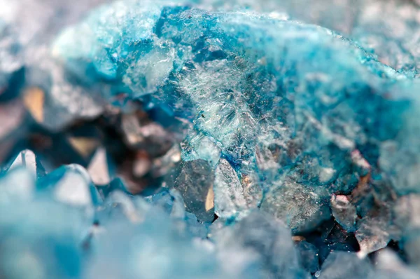 Blue crystals Agate SiO2. Macro — Stock Photo, Image