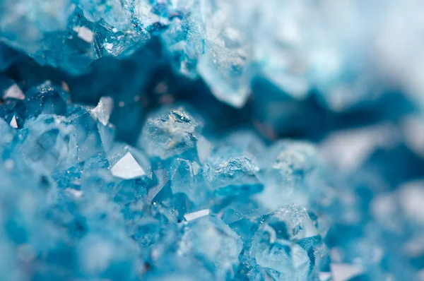 Blue crystals Agate SiO2. Macro — Stock Photo, Image