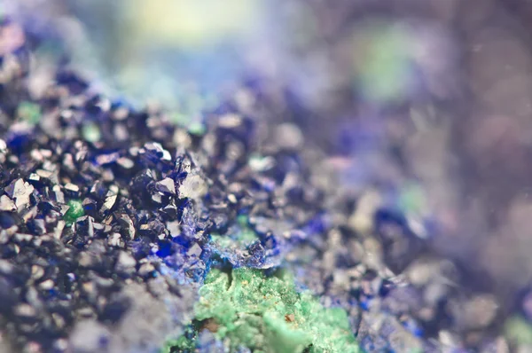 Malachite verde Azurite Cristalli blu scuro minerale di rame Macro — Foto Stock