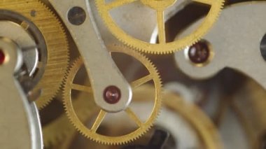 Clockworktick-tik ses içinde metal cogwheels.