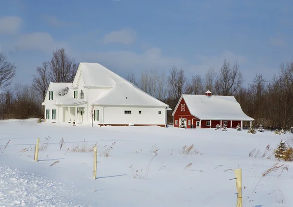 Modern Red Barn — Stock Photo, Image