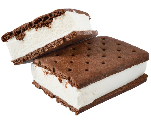 Sándwich Vainilla Helado Galletas Chocolate Aisladas Sobre Fondo Blanco —  Fotos de Stock