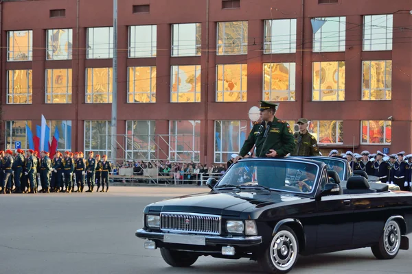 Ensayo general del desfile militar en honor al Día de la Victoria . — Foto de Stock