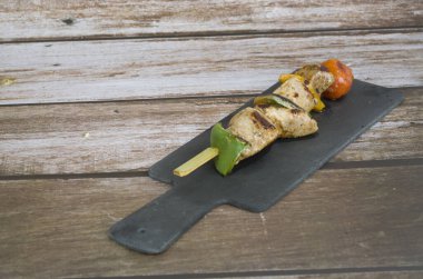 Ton balığı, deniz ürünleri, diyet, yemek, balık, protein, salata, deniz, fırın, şiş.