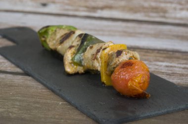 Ton balığı, deniz ürünleri, diyet, yemek, balık, protein, salata, deniz, fırın, şiş.